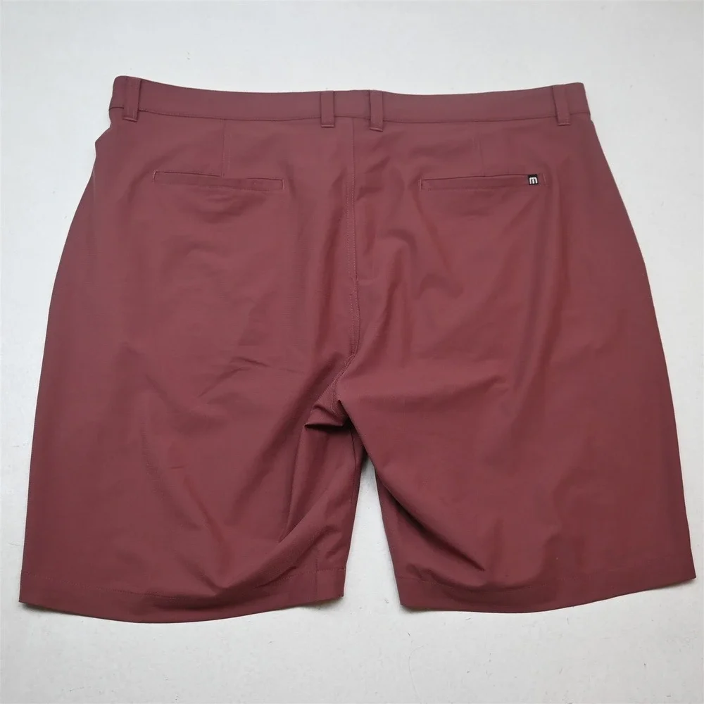 Travis Mathew 40x9